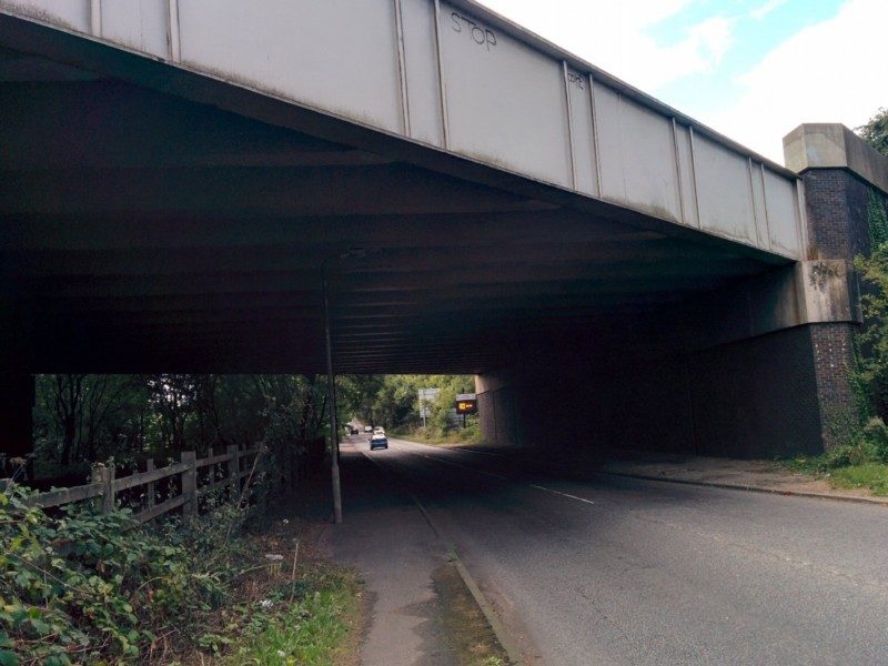 bridge-under-m1